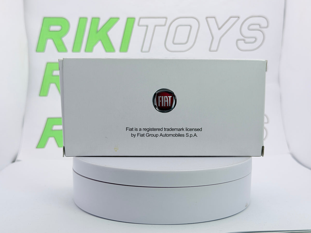 Fiat 500 L Mondo Motors 1/43 Bianco