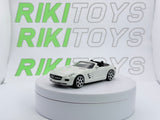 Merceds Benz SLS AMG Roadster Burago 1/43 Bianco