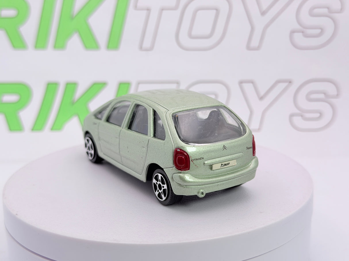 Citroen Xsara Picasso Burago 1/43 Verde