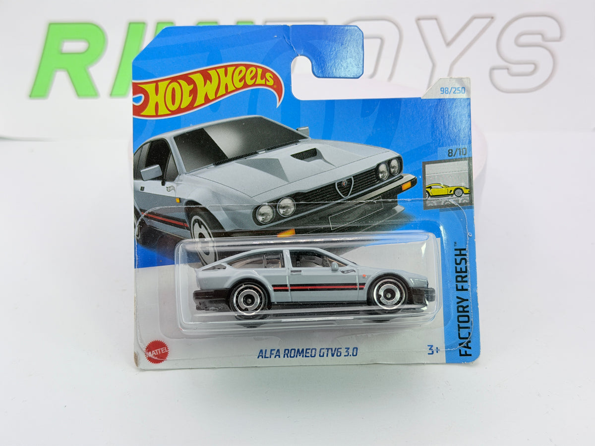 Alfa Romeo Alfetta GTV 6 3000 Hot Wheels 1/60 Grigio 1983