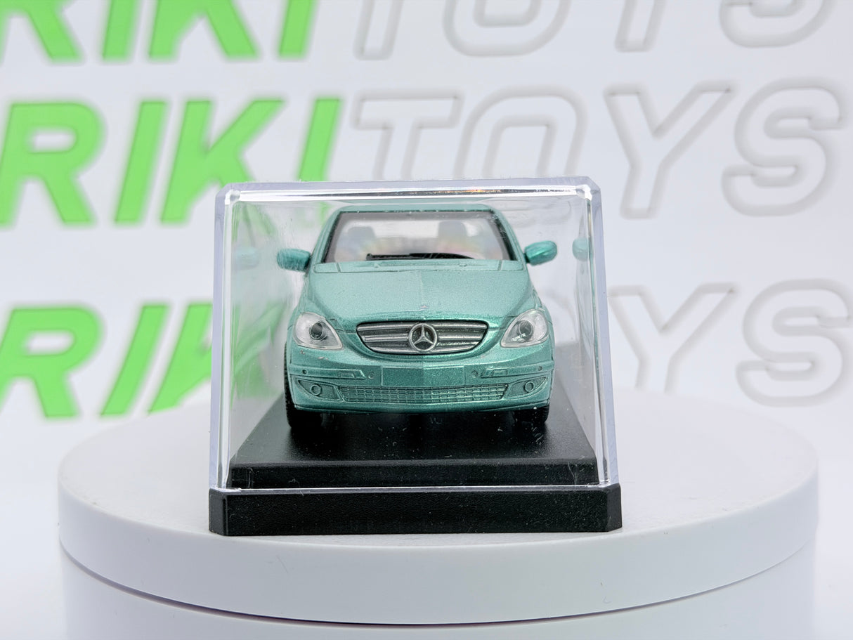 Mercedes Benz B-klass Solido 1/43 Verde Metalizzato