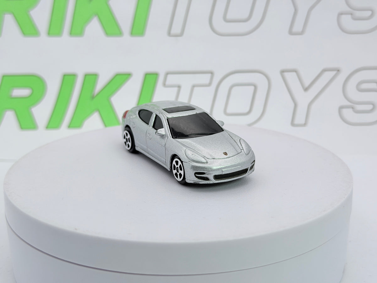 Porsche Panamera Turbo Maisto  Argento