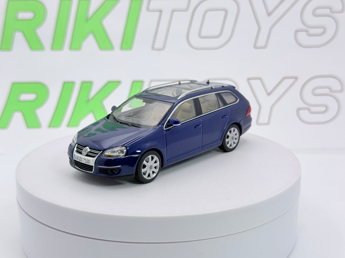 Volkswagen Golf Variant Auto Art 1/43 Blu