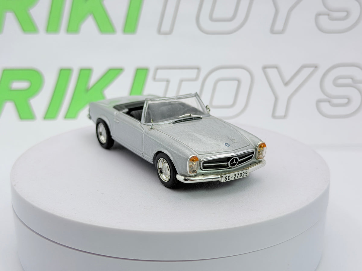 Mercedes Benz 230 SL Edicola 1/43 Argento