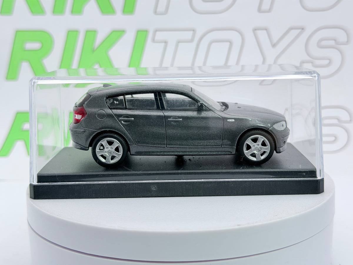 BMW Serie 1 New Ray 1/43 Grigio metallizzato