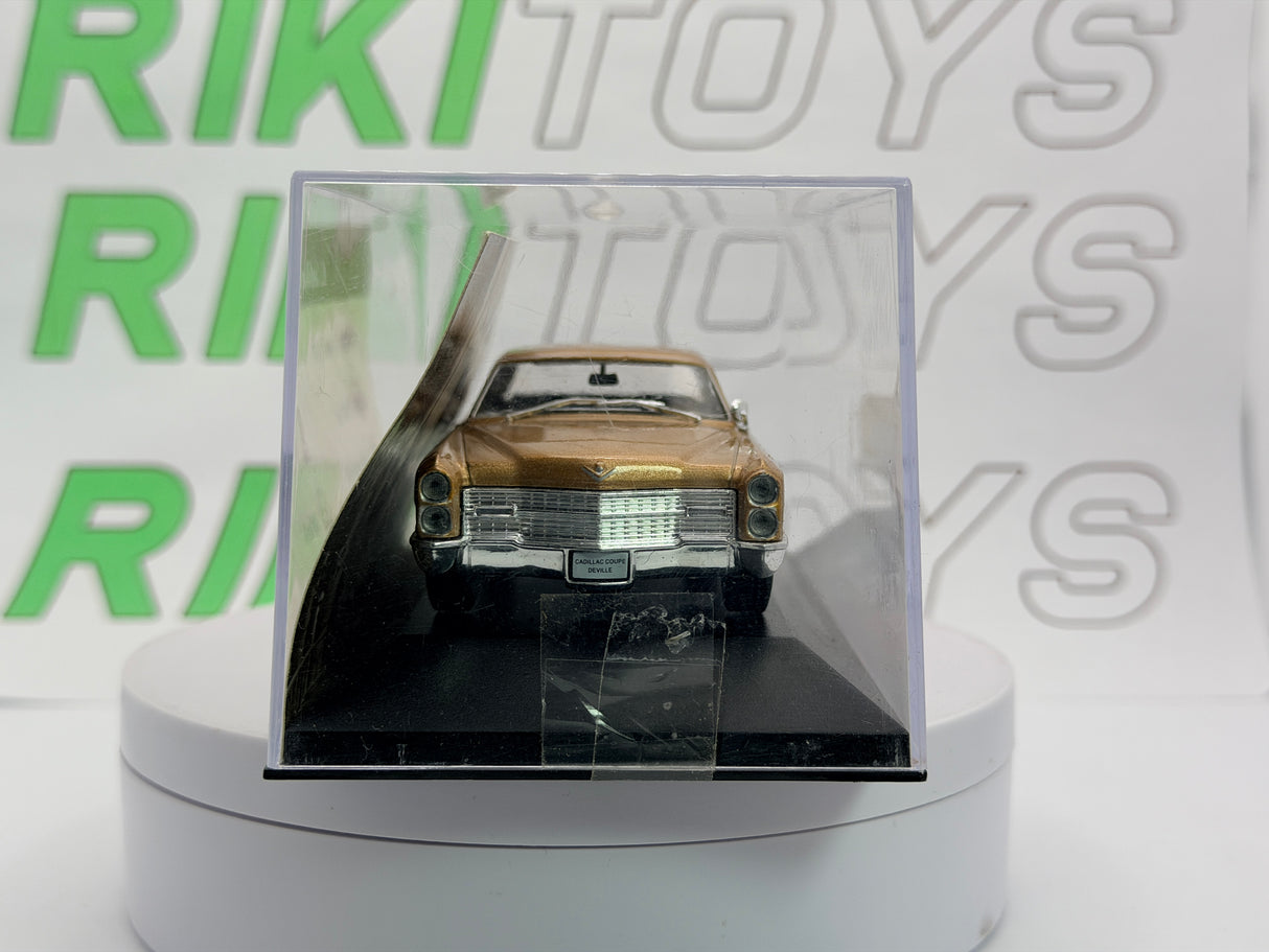 Cadillac Coupé De Ville Edicola 1/43 Oro 1966