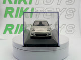 Porsche Panamera Turbo Minichamps 1/43 Argento