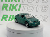 Opel Astra 4 porte Welly 1/38 Verde