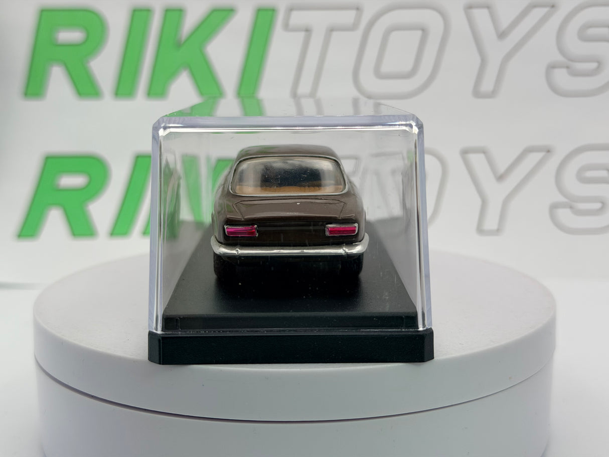 Alfa romeo Giulia GT 1300 Solido 1/43 Marrone 1970