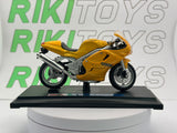 Triumph Daytona Maisto 1/18 Giallo