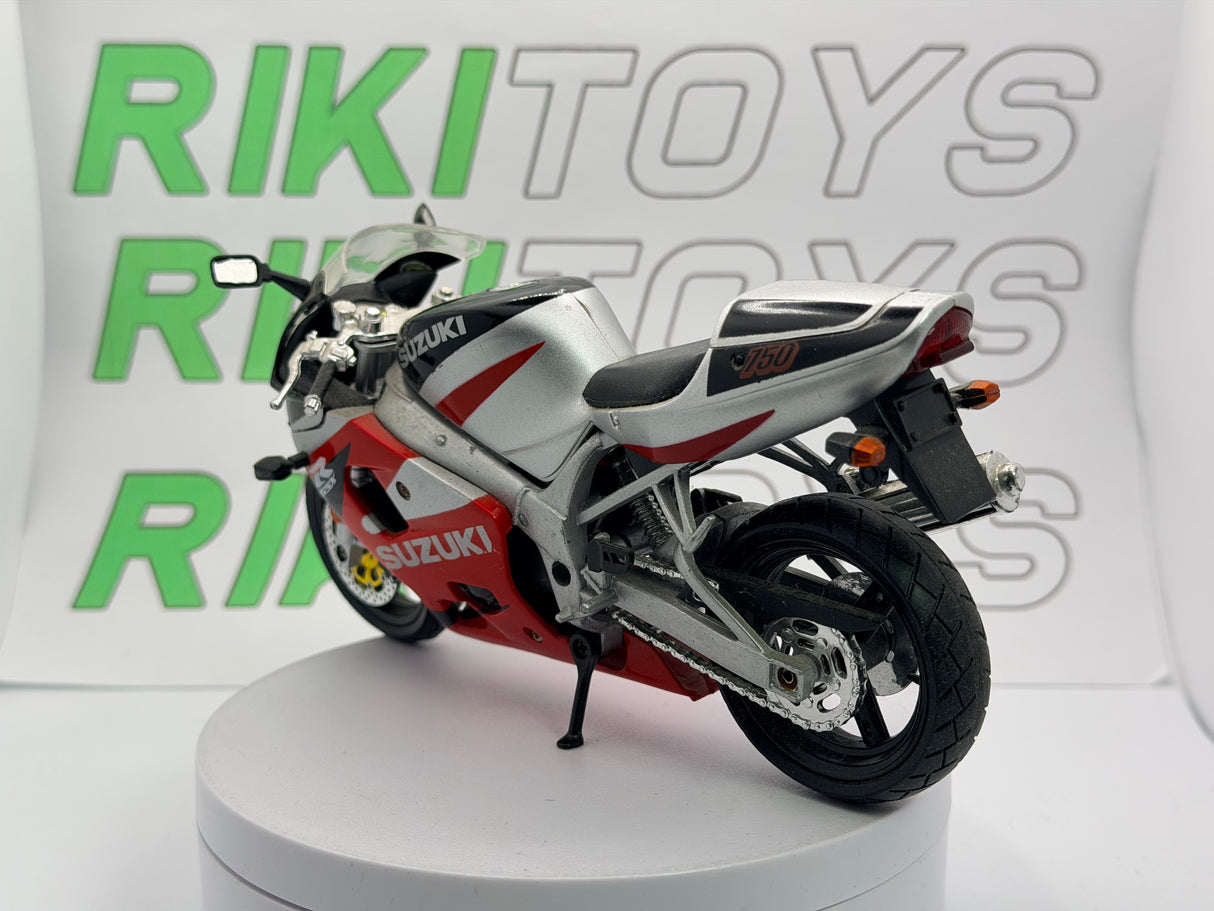 Suzuki GSX R New Ray  Argento 1985