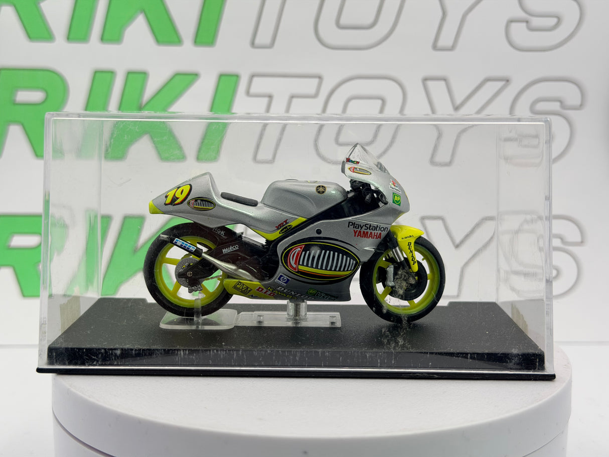 Yamaha YZR 250 Edicola 1/24 Argento 2000