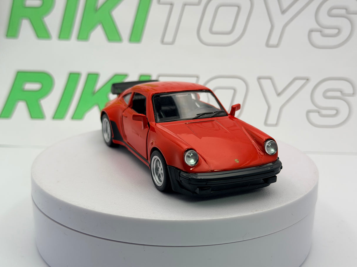 Porsche 911 Turbo 33 RMZ City 1/35 Rosso 1978