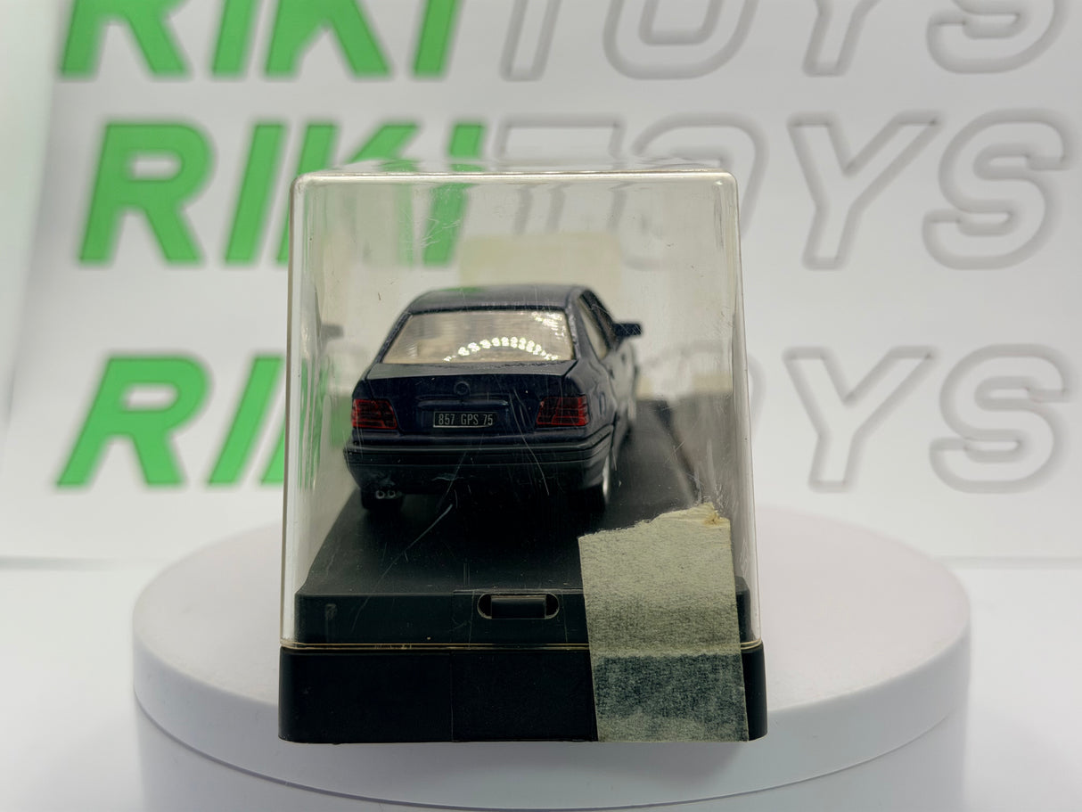 BMW 320 i E36 Solido 1/43 Blu 1991