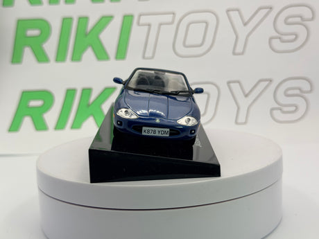Jaguar XK8 Cabrio Edicola 1/43 Blu 1996