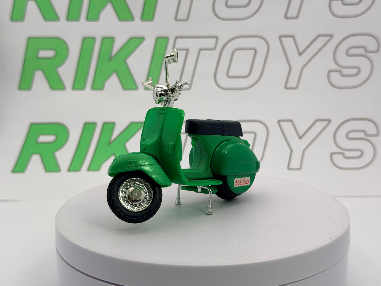Piaggio Vespa PX  1/24 Verde 1978