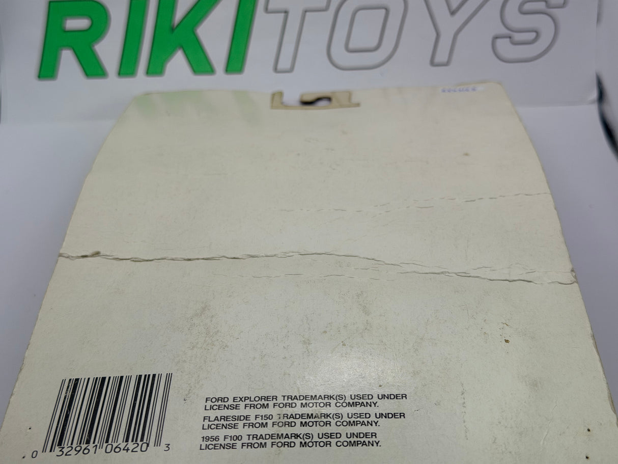 Ford Explorer Road Champs 1/43 Verde