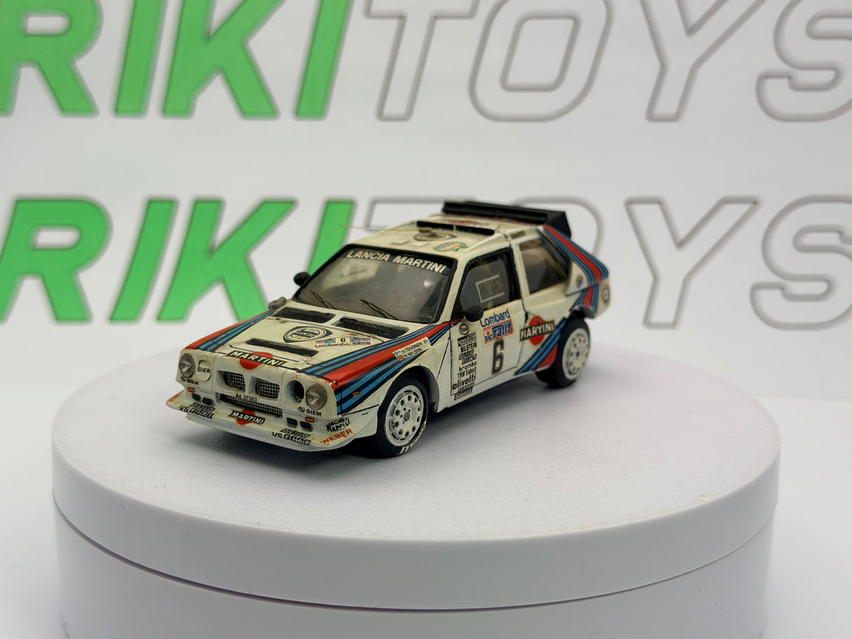 Lancia Delta S4 Martini Merikit 1/43 Bianco