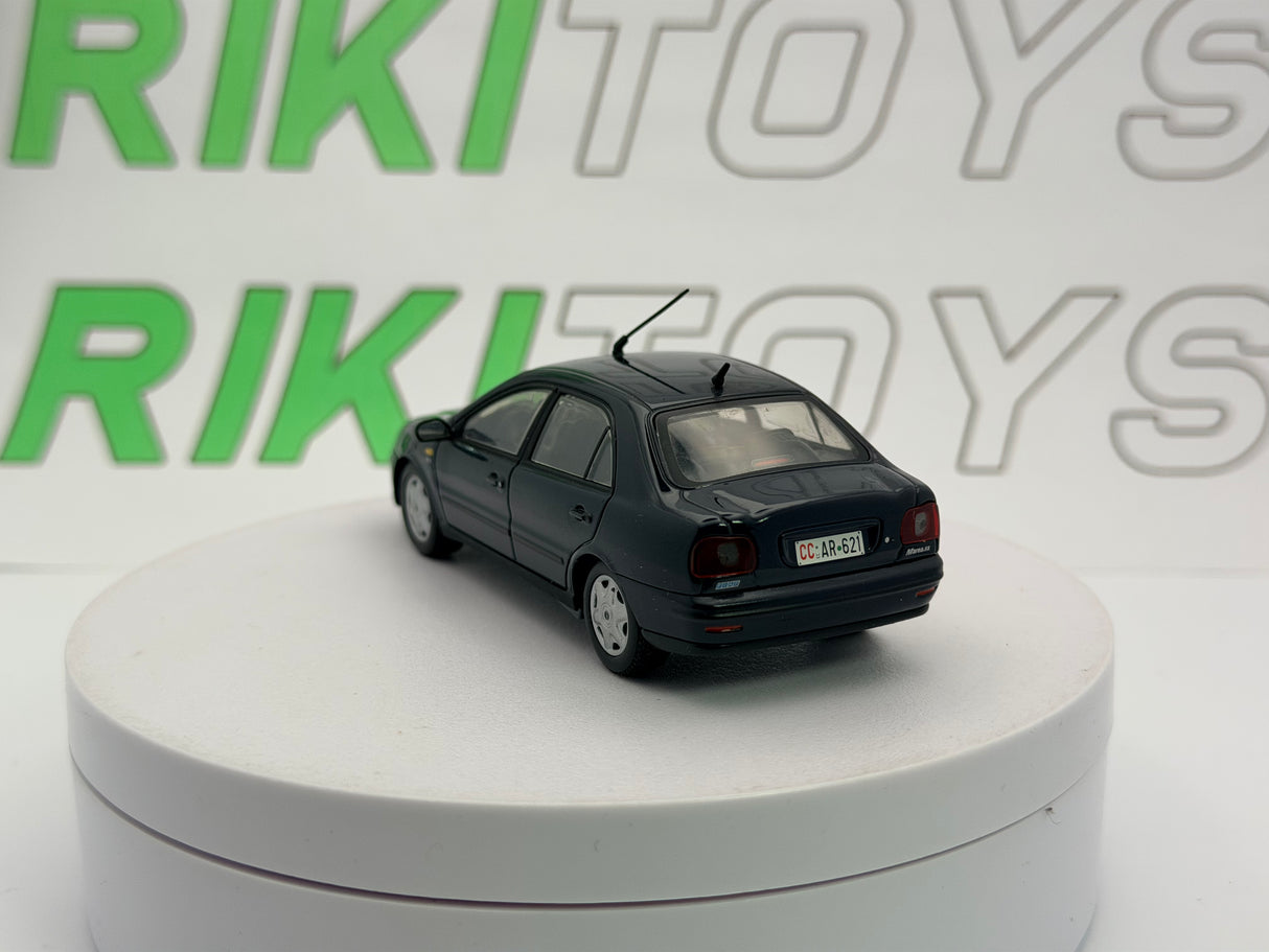 Fiat Marea berlina Edicola 1/43 Blu 1996