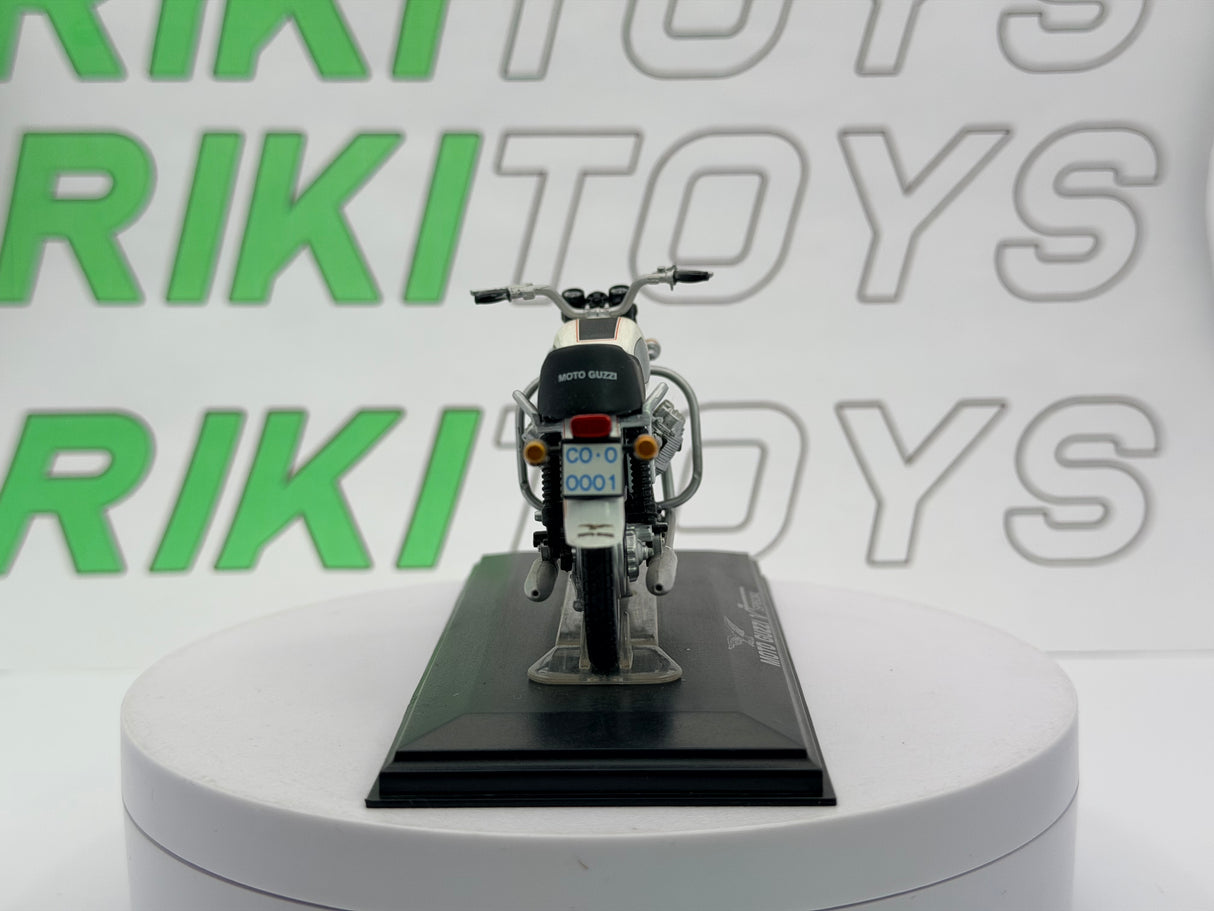 Moto Guzzi V7 Special Starline 1/24 Bianco