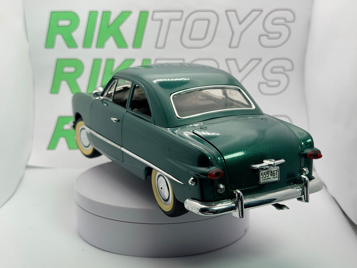 Ford 1949 Solido 1/18 Verde 1949