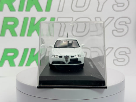 Alfa Romeo 147 GTA Edison 1/43 Bianco 2002