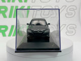 BMW 330 i berlina Welly 1/43 Nero