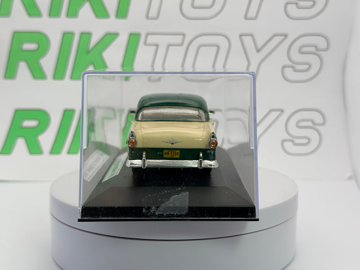 Ford Fairlane Edicola 1/43 Verde 1956