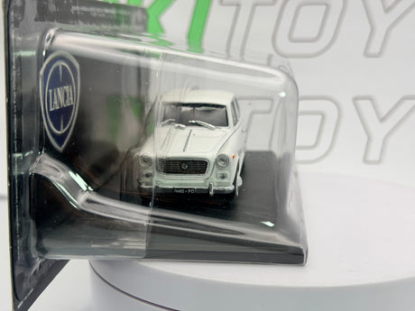 Lancia Appia 3 Norev 1/43 Bianco 1960