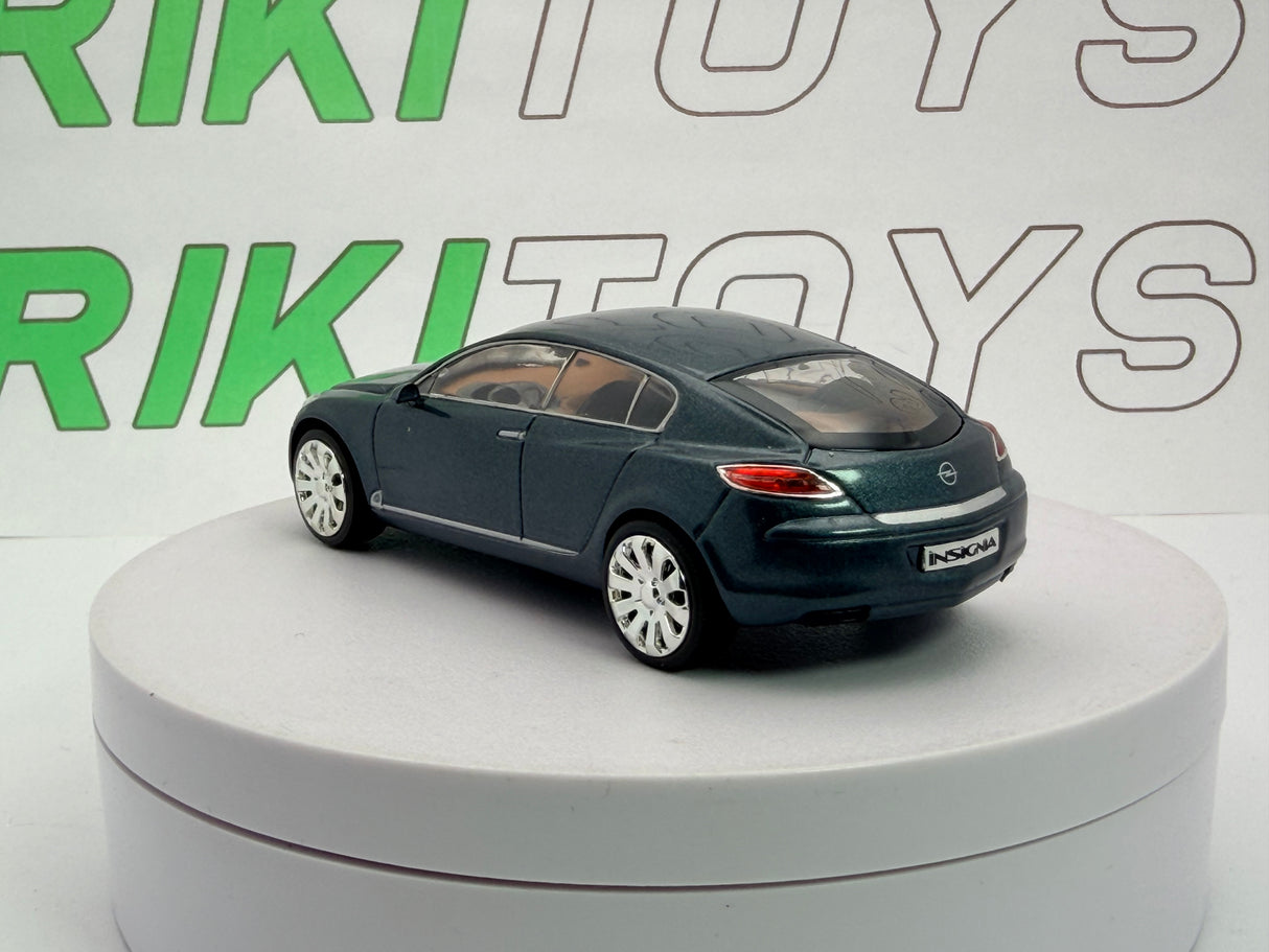 Opel Insignia Norev 1/43 Blu metallizzato 2003