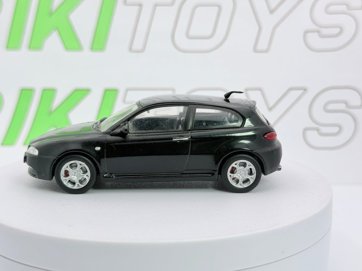 Alfa Romeo 147 G T A Edicola 1/43 Nero 2002 - RikiToys - Edicola