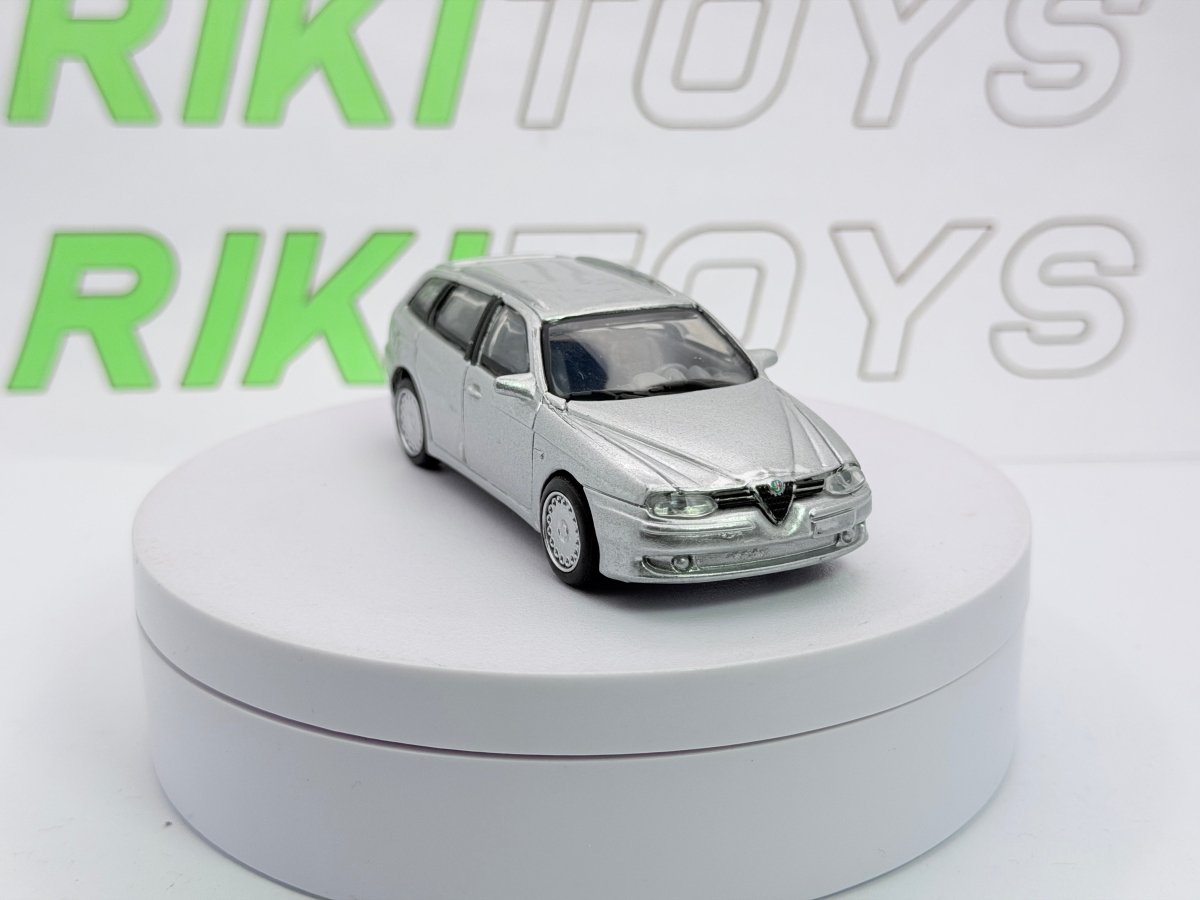 Alfa Romeo 156 Sportwagon New Ray 1/43 Argento - RikiToys - New Ray