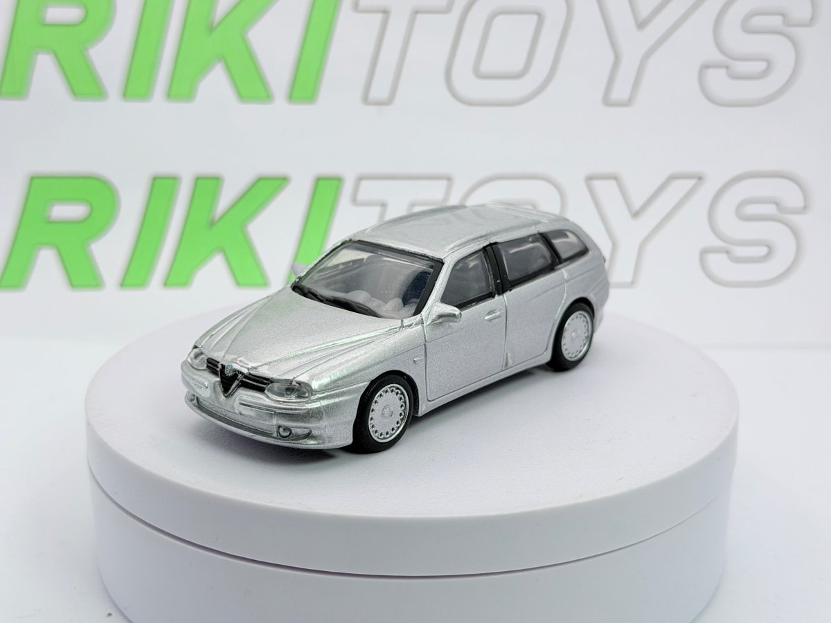Alfa Romeo 156 Sportwagon New Ray 1/43 Argento - RikiToys - New Ray