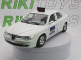 Alfa Romeo 156 Taxi Burago 1/24 Bianco 1997 - RikiToys - Burago