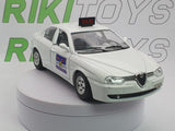 Alfa Romeo 156 Taxi Burago 1/24 Bianco 1997 - RikiToys - Burago