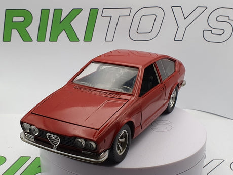 Alfa Romeo Afetta GT Burago 1/24 - RikiToys - Burago#