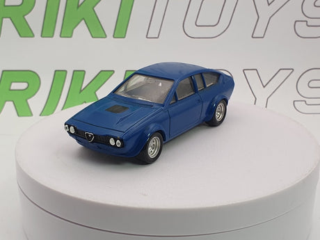 Alfa Romeo Alfetta GTV 6 Solido 1/43 Blu 1981 - RikiToys - Solido