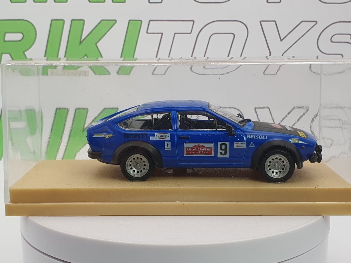 Alfa Romeo Alfetta GTV MetroMo 1/43 Blu 1976 - RikiToys - MetroMo