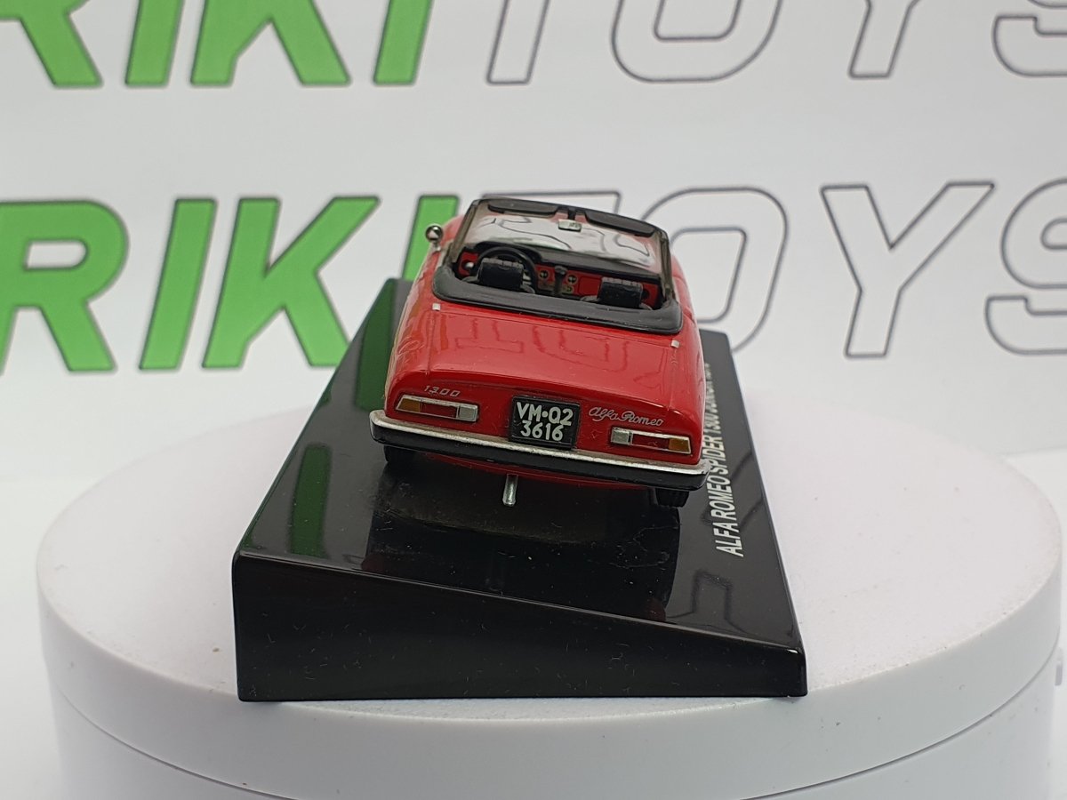 Alfa Romeo Duetto 1300 Edicola 1/43 Rosso - RikiToys - Edicola#