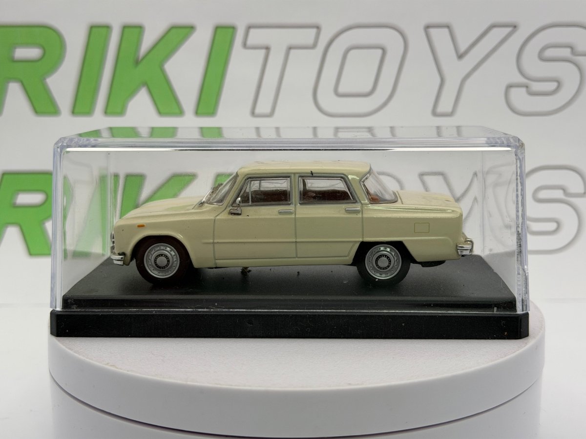 Alfa Romeo Giulia berlina 1.6 Super Edicola 1/43 Bianco scuro 1970 - RikiToys - Edicola
