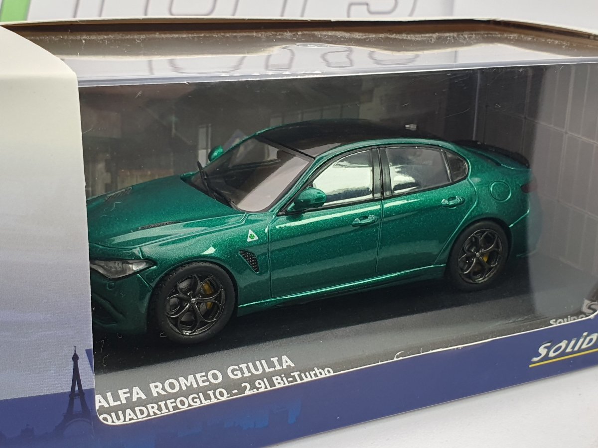 Alfa Romeo Giulia Quadrifoglio Solido 1/43 Verde 2020 - RikiToys - Solido
