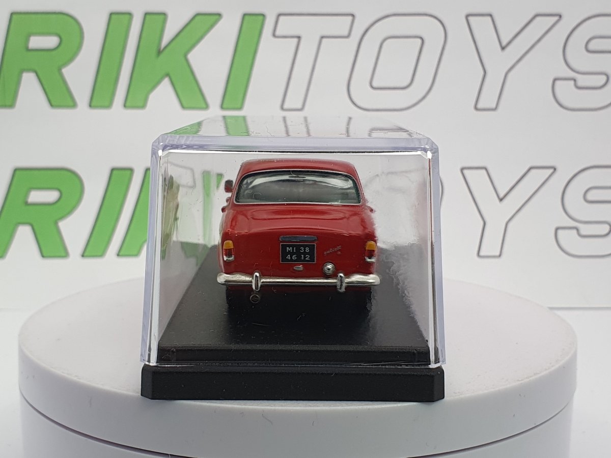 Alfa Romeo Giulietta Berlina IXO 1/43 Rosso 1955 - RikiToys - IXO
