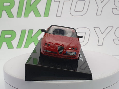 Alfa Romeo Spider 916 Edicola 1/43 Rosso 2003 - RikiToys - Edicola