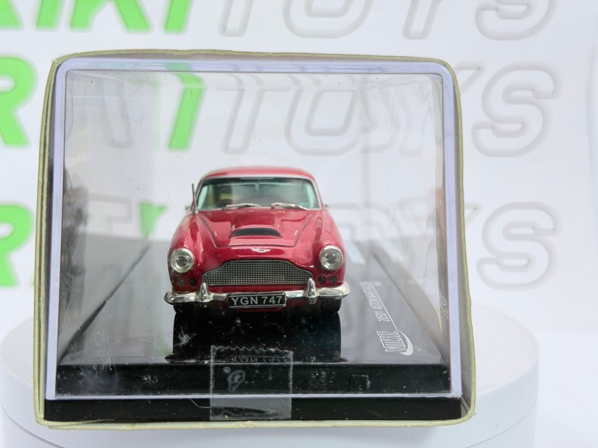 Aston Martin DB4 Vitesse 1/43 Rosso - RikiToys - Vitesse