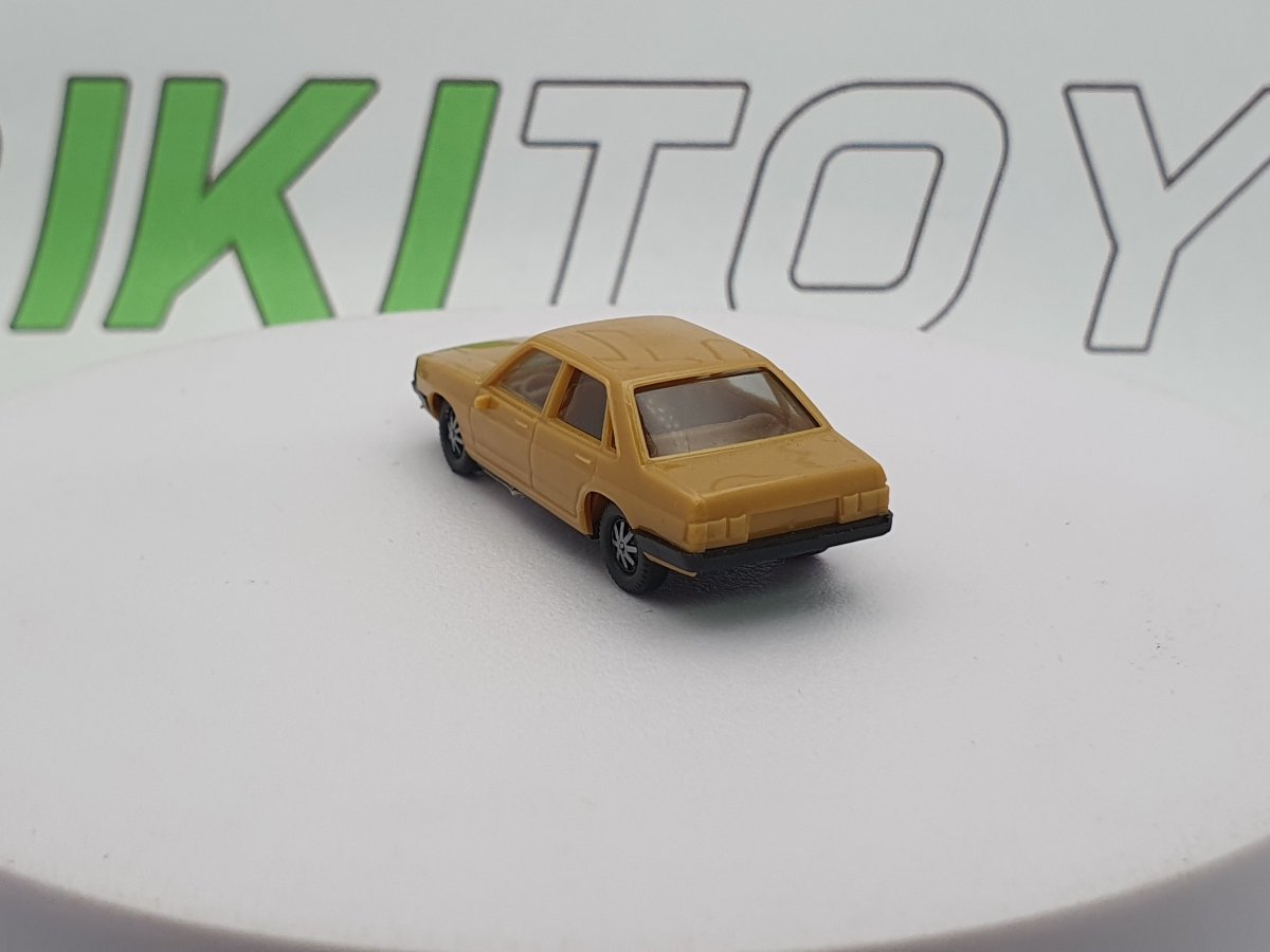 Audi 100 GL 1/87 Marrone 1976 - RikiToys - RikiToys