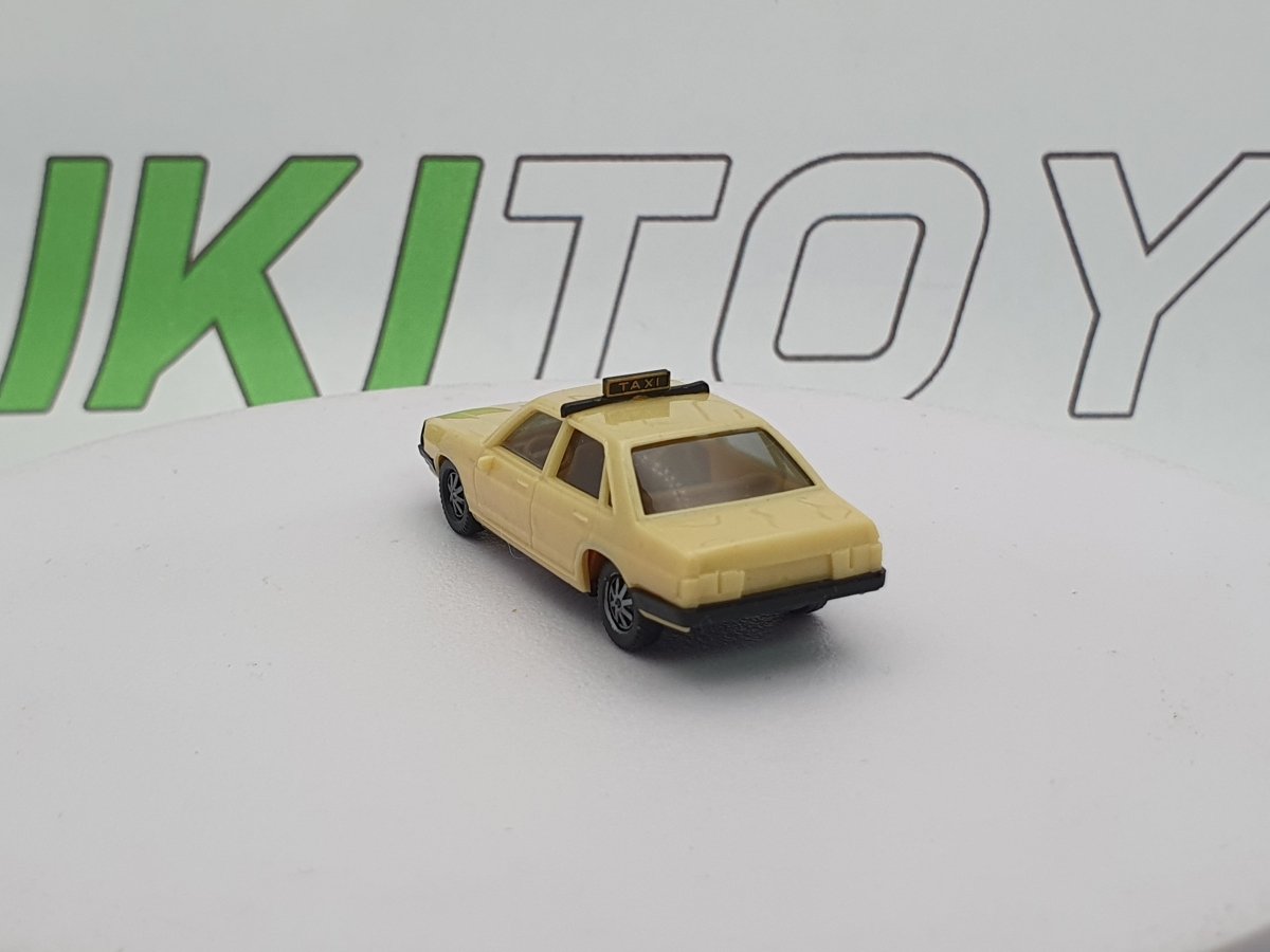 Audi 100 Taxi Herpa 1/87 Beige 1976 - RikiToys - Herpa