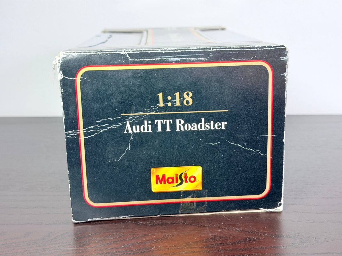 Audi TT Cabrio MK 1 Maisto 1/18 Rosso 1999 - RikiToys - Maisto#