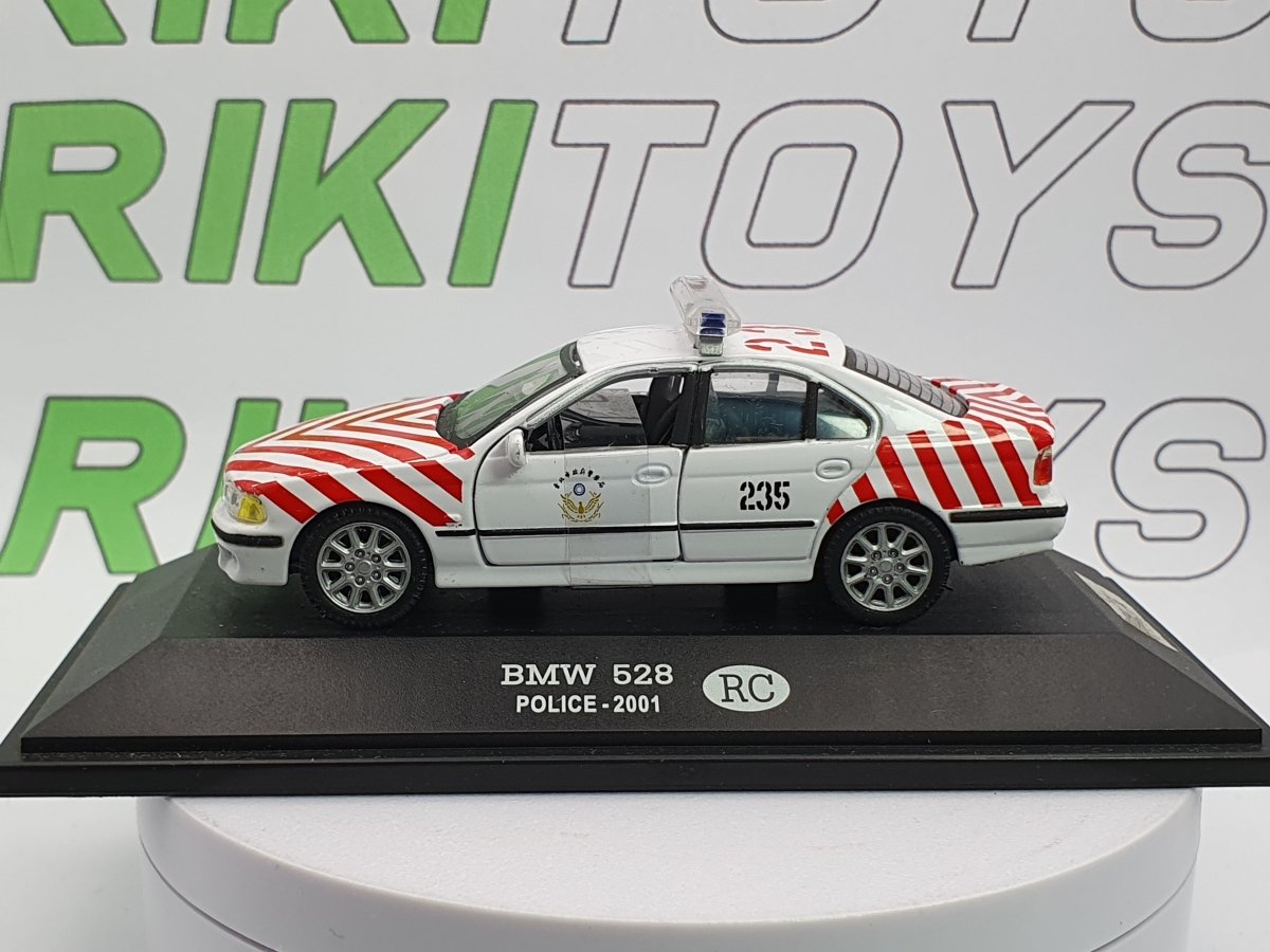 BMW 528 Edicola 1/43 Bianco 2001 - RikiToys - Edicola