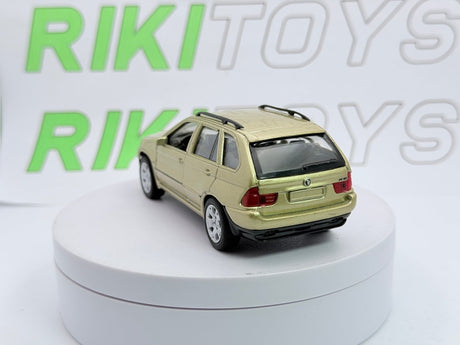 BMW X5 4.4 i Welly 1/41 Oro - RikiToys - Welly#