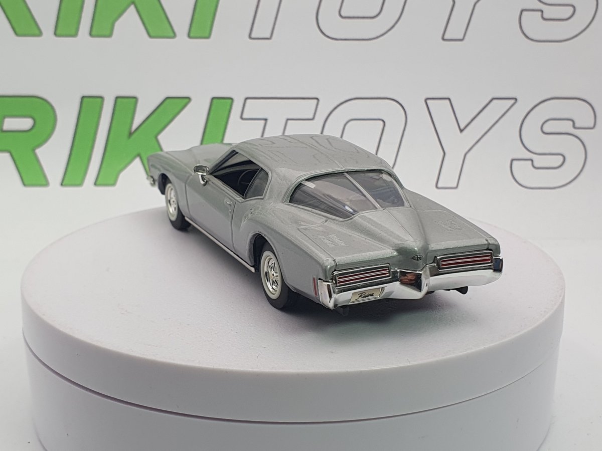 Buick Riviera Road Signature 1/43 Argento 1971 - RikiToys - Road Signature